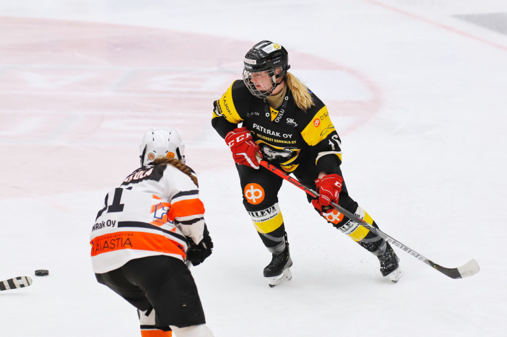 Aino Kaijankoski Kärpät-HPK ottelussa